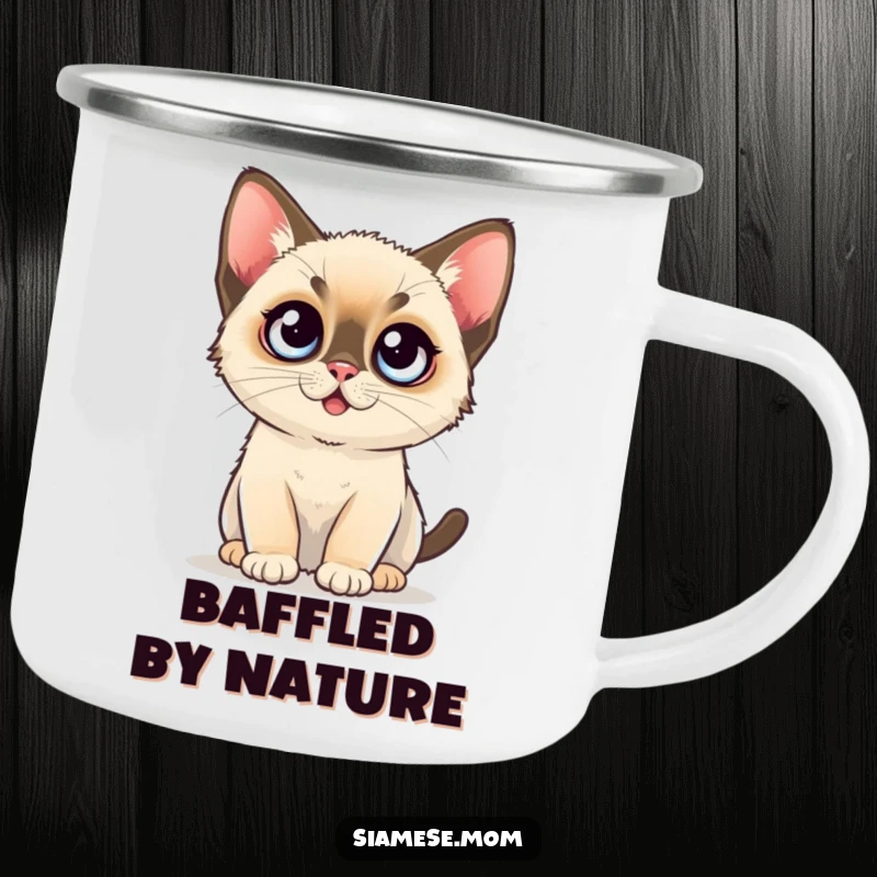Funny Enamel Camping Mug: A kawaii Siamese kitten with comically wide-open eyes, ready for adventure.